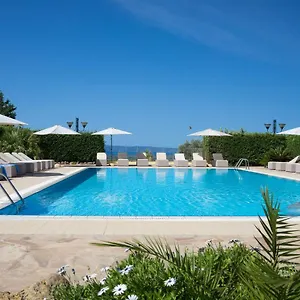 4* Hotel Lu' Porto Pino